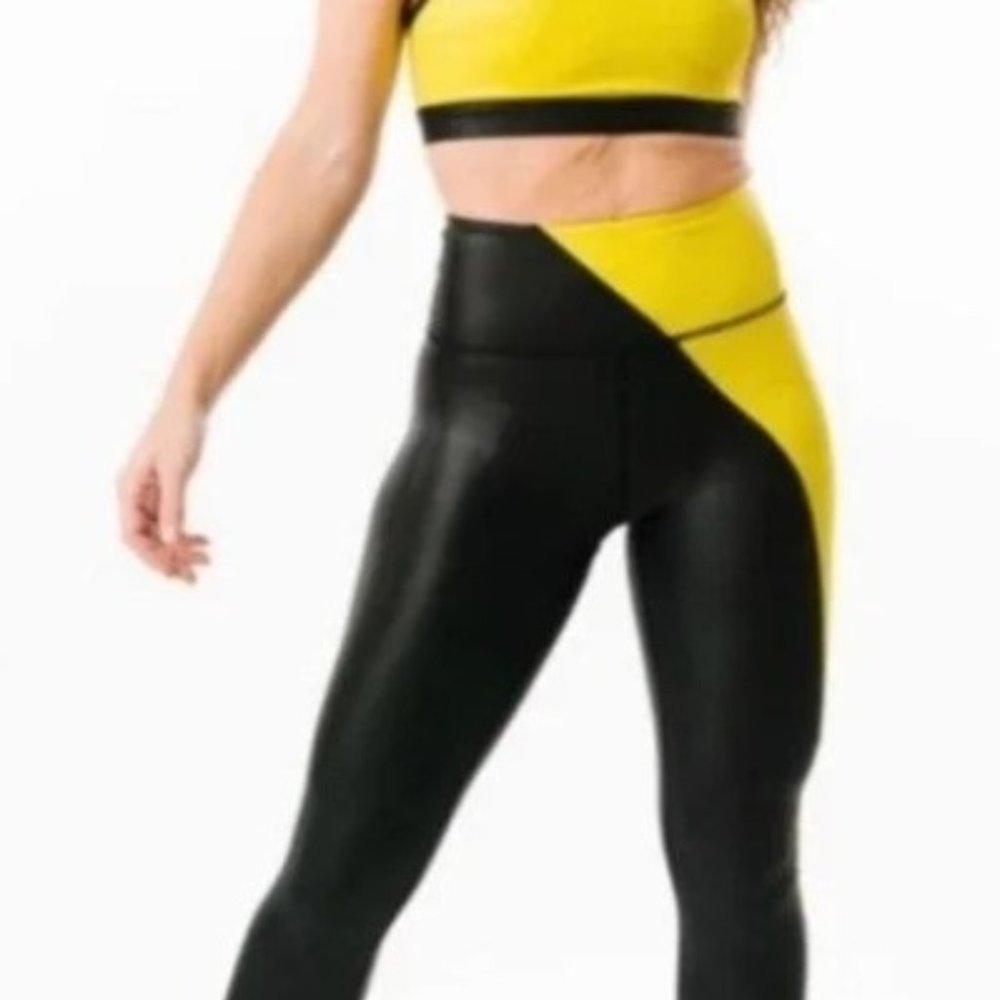 Zyia Light n Tight Leggings High Rise 7/8 Length Yellow Black  NWT Size 12